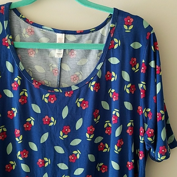 LuLaRoe Tops - LuLaRoe Perfect Tee floral XL